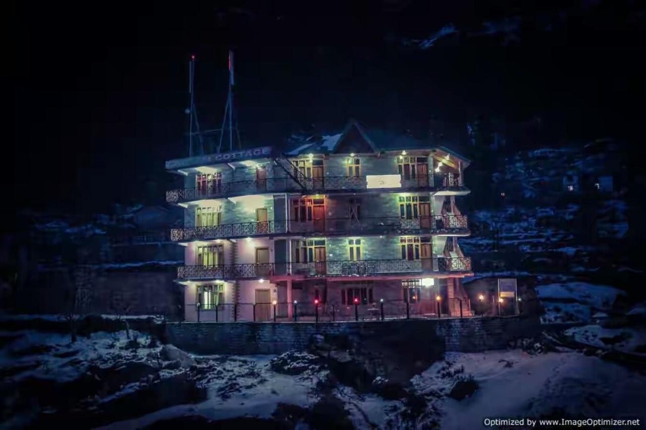 مايالي Gautam Hotel & Cottage المظهر الخارجي الصورة